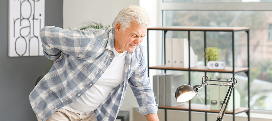 Is Regenerative Medicine Safe for Seniors with Osteoarthritis?